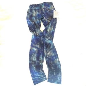 NWT Lululemon Wunder Train Leggings Size 4